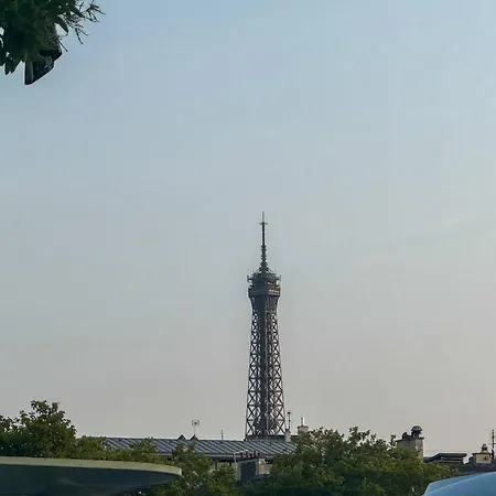 Between The Arc De Triomphe And The Sacr-cur *